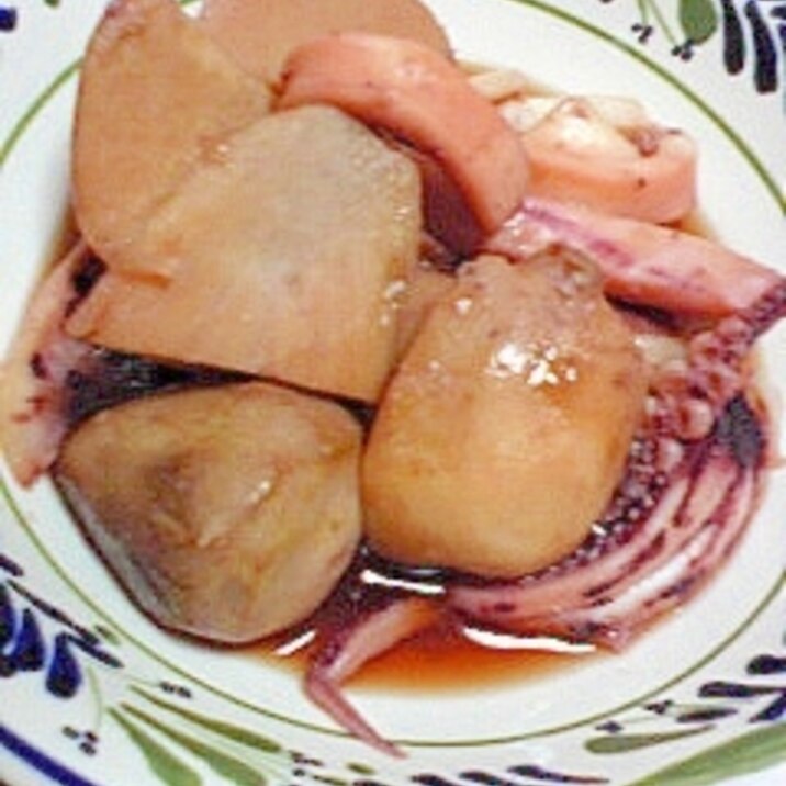 里芋とイカの煮物